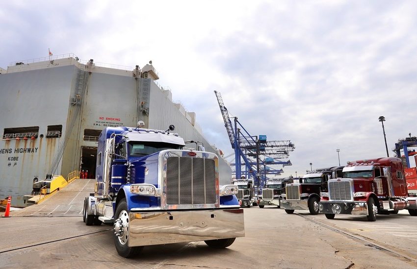  Caminhões do Transformers de quase R$ 1,5 milhão chegam ao Brasil