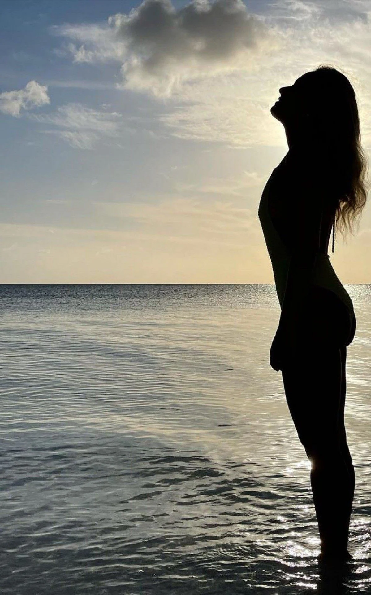  Em foto de Angélica postada por Luciano Huck tem detalhe curioso