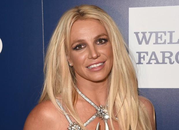  Britney Spears: “Não vou voltar aos palcos enquanto meu pai me controlar”