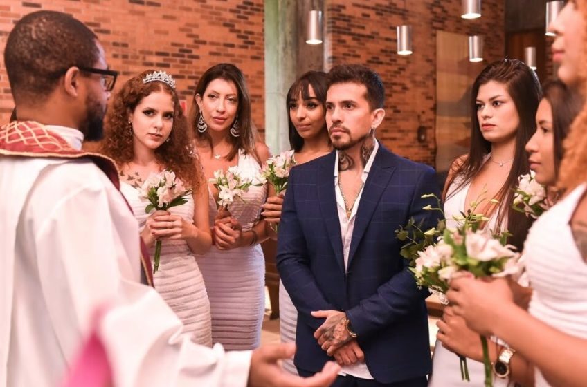  Brasileiro com 8 esposas busca mais duas mulheres e quer filhos com todas