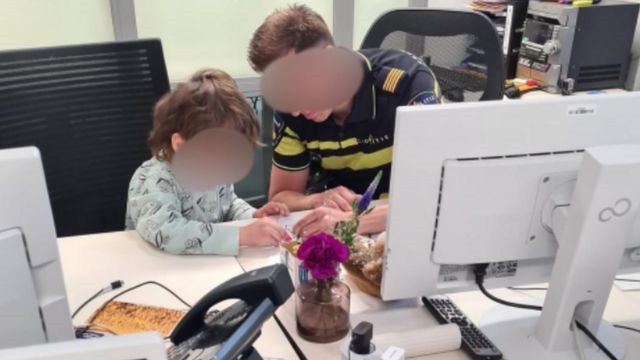  Menino de 4 anos ‘rouba’ carro da mãe para passeio na Holanda