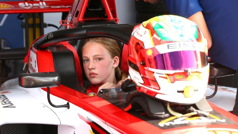  Única mulher no grid da F4 Brasil é escolhida para o Girls on Track – Rising Stars de 2022 