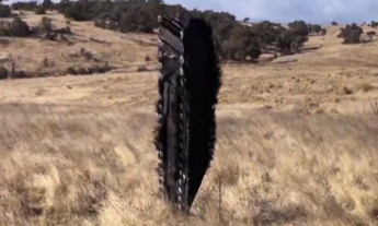  Objeto espacial cai em fazenda na Austrália e intriga astrofísico: ‘Emocionante e estranho ao mesmo tempo’