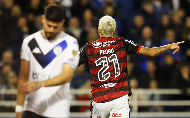  Deu ruim: estratégia ‘maldosa’ do Vélez para parar o Flamengo foi por água abaixo em semifinal