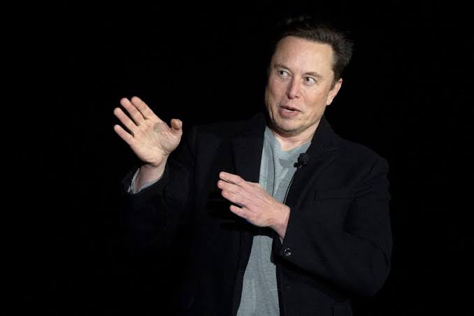  Elon Musk diz que compra do Twitter ajudará na criação de um novo app “de tudo”