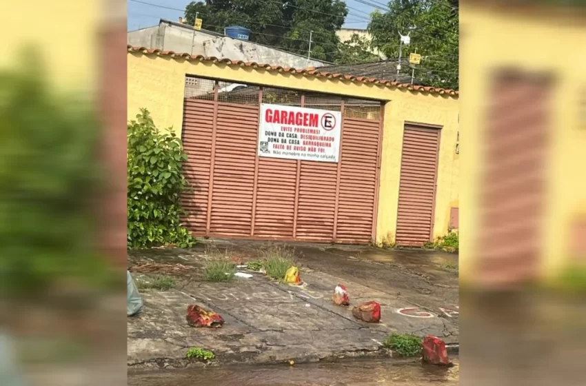  Vizinhos temperamentais deixam aviso no portão