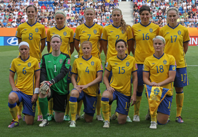  Sueca revela que Fifa obrigou jogadoras a mostrar genitais na Copa do Mundo de 2011