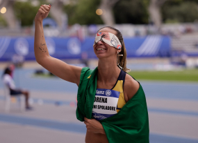  Lorena Spoladore conquista 1ª medalha do Brasil no Mundial de atletismo de Paris