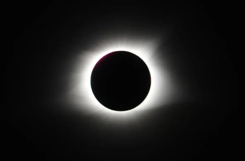  Saiba tudo sobre o eclipse solar total desta segunda-feira (08)