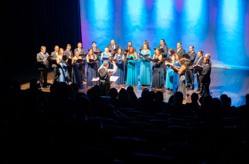  Madrigal de Brasília encanta plateia em apresentação na Escola de Música de Brasília