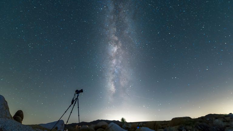  Céu de maio | Chuva de meteoros e Mercúrio estão entre eventos astronômicos