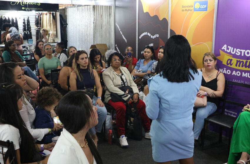  GDF leva empoderamento feminino e capacitação profissional a feira de beleza
