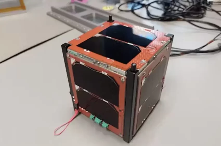  Planetário de Brasília tem exposição sobre nanossatélite feito na UnB
