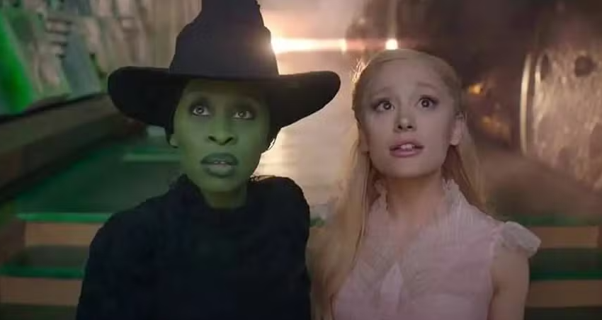  Estúdio se manifesta após críticas por suposta disparidade de salários entre Cynthia Erivo e Ariana Grande em ‘Wicked’