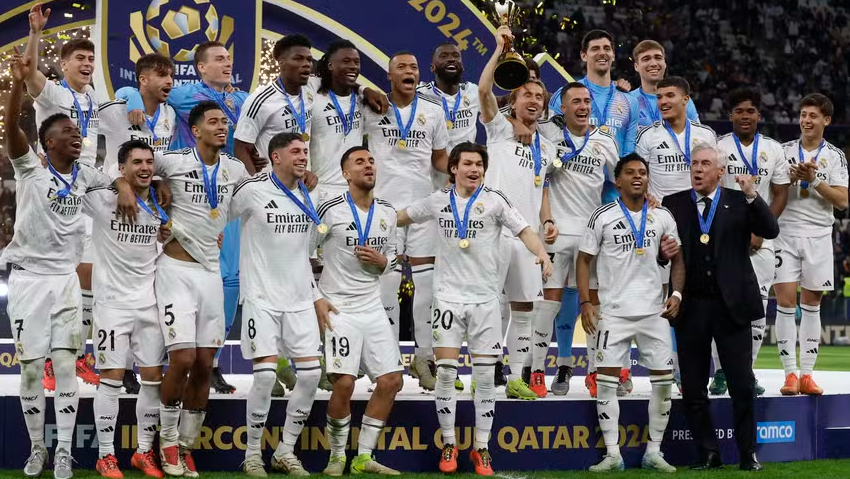  Com gols de Vini Jr e Rodrygo, Real Madrid vence Pachuca e é campeão da Copa Intercontinental