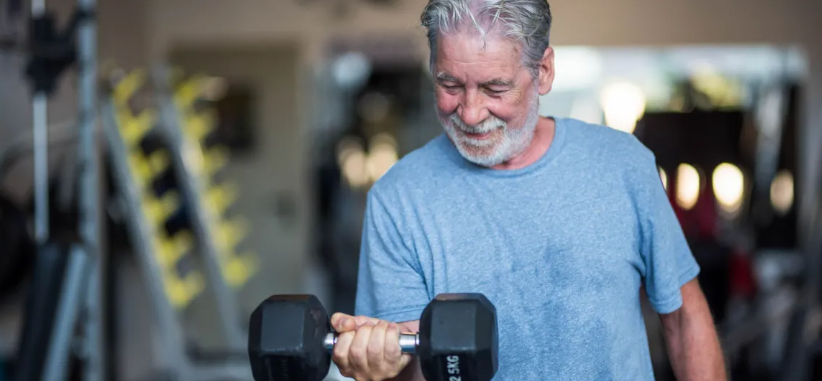  Musculação protege o cérebro de idosos contra demência, sugere estudo