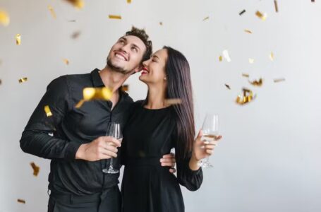 Sofía Vergara hipnotiza fãs nas redes sociais com corset nude